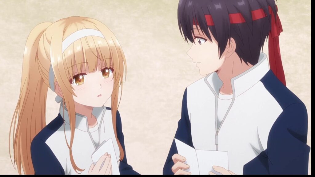 『お隣の天使様』第12話(最終回)。体育祭の最中、全校生徒の前で周に優しく微笑みかける椎名真昼。二人の関係が公のものとなった瞬間の決定的カット。